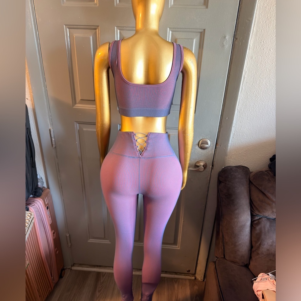 Purple Ombre Ribbed Sports Bra & Legging Set - Picture 4 of 4